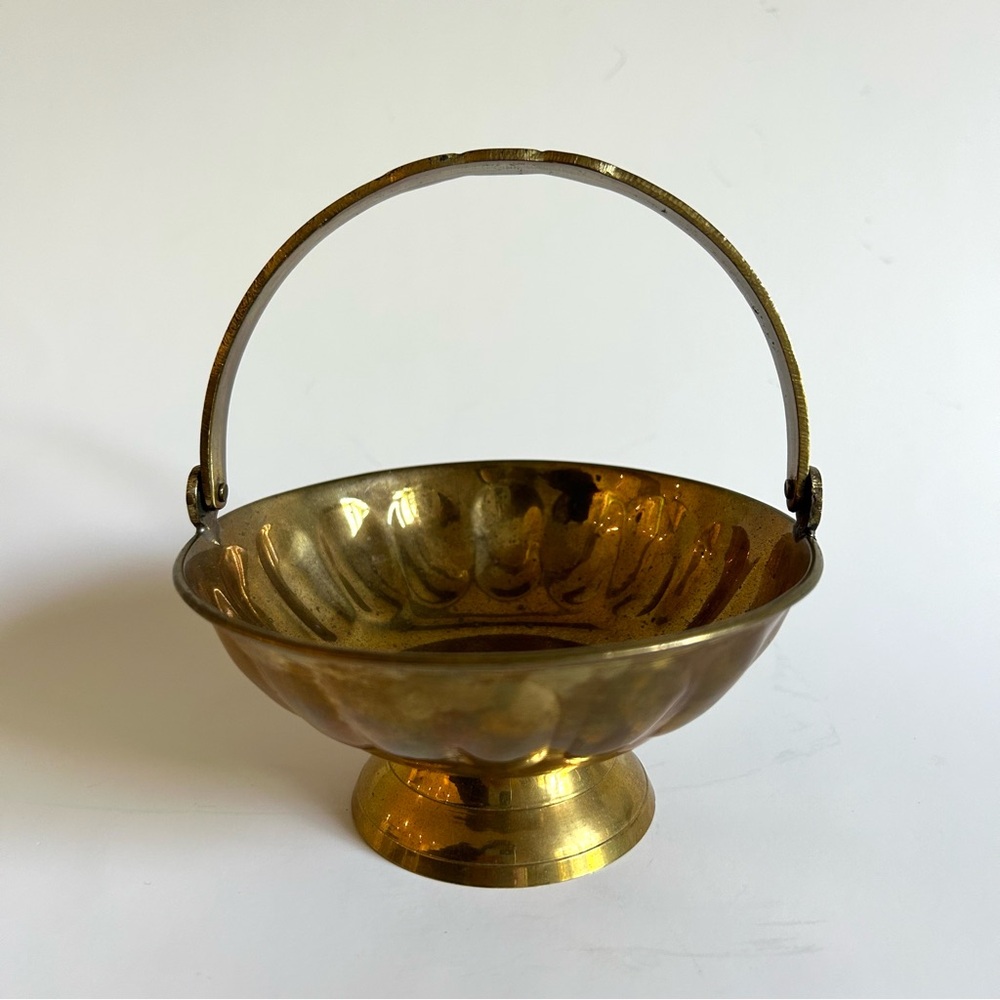 Elegant Gold Brass Bowl with Handle